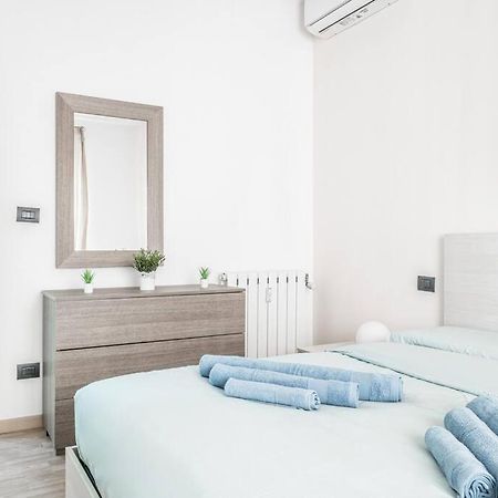 Artistic House Navigli-Duomo Netflix & Design Apartment มิลาน ภายนอก รูปภาพ