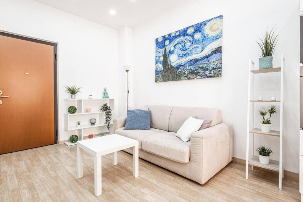 Artistic House Navigli-Duomo Netflix & Design Apartment มิลาน ภายนอก รูปภาพ